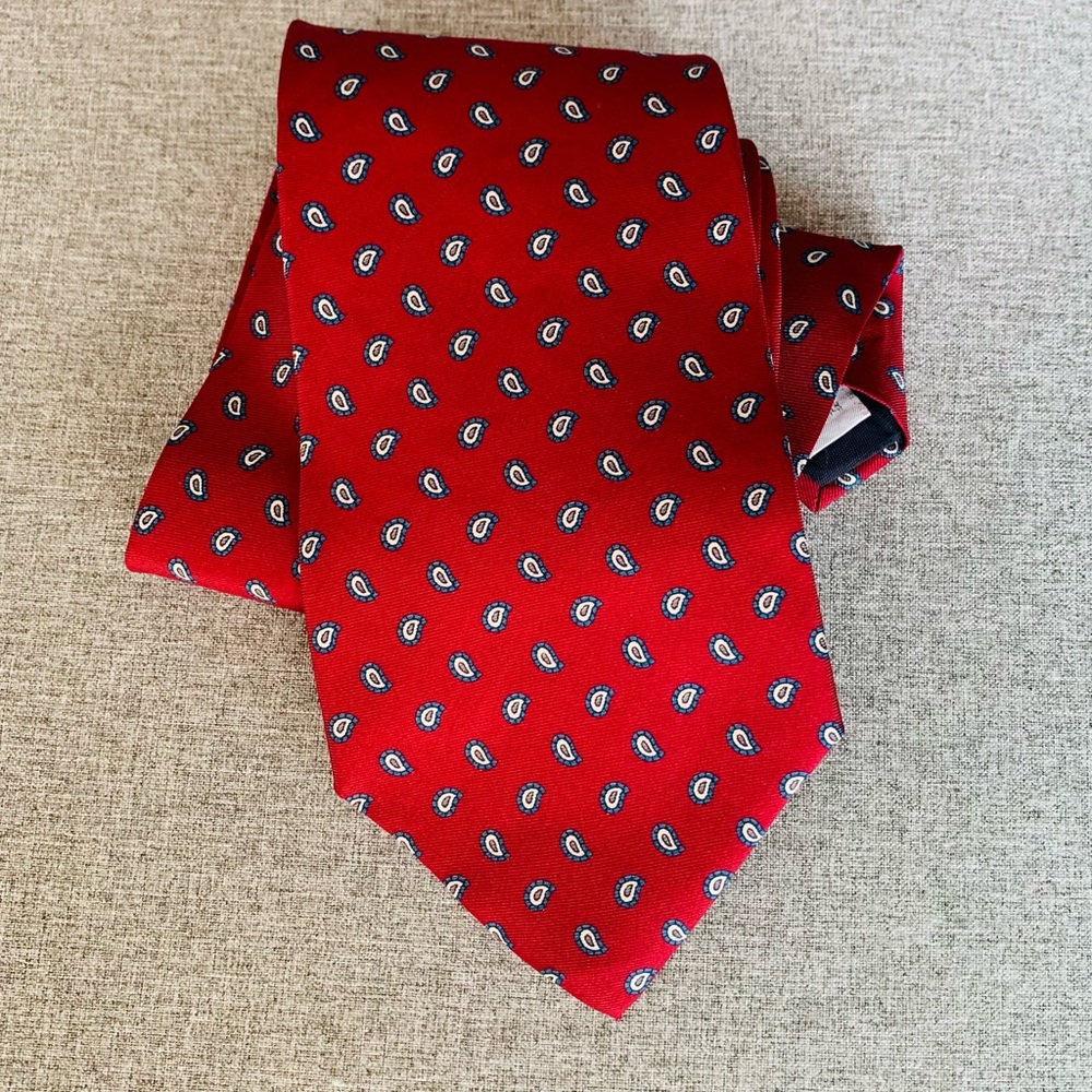 Pierre Cardin Silk Tie Necktie Red Blue Teardrop Motif Office Formal Classic EUC